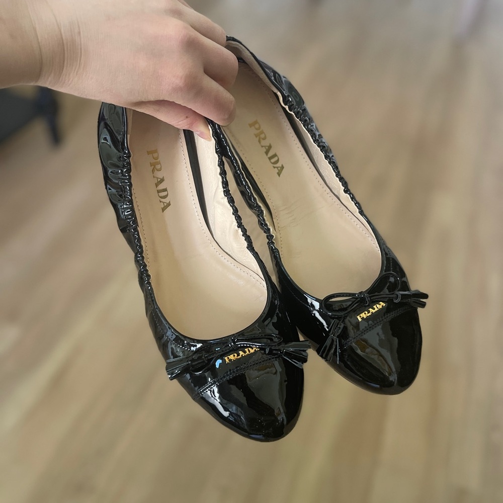 Prada patent leather black flats size EU 40.5 / US 9-9.5 🥿 made in Italy